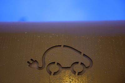 Shocking Surge in Global Electric Car Market Slows Down