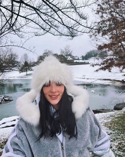 Kendall Vertes Shines in Winter Wonderland with Grace and Poise