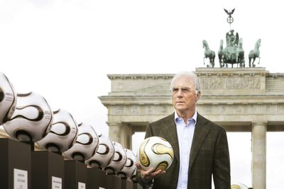 Reactions to the death of German soccer great Franz Beckenbauer at the age of 78