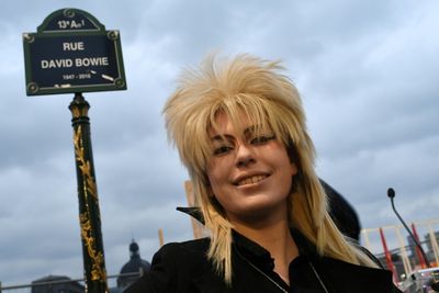 Paris Names Street After David Bowie