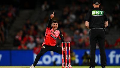 Renegades' Mujeeb given green light by Afghan board
