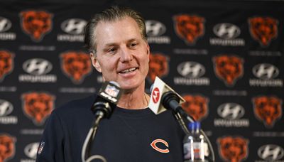 To stay, Bears’ Matt Eberflus needs to provide answers, starting with QB