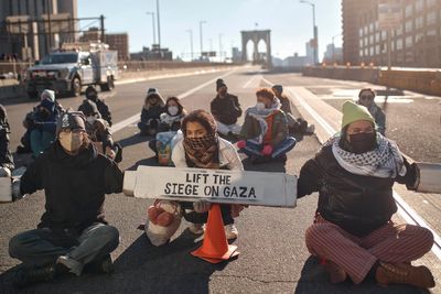 Hundreds of pro-Palestinian protesters arrested after blocking roads and bridges in New York