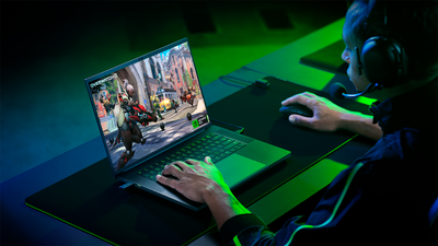 Razer brings world-first display tech to new Blade 16 and 18 gaming laptops