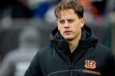 Joe Burrow reveals when he could start throwing again