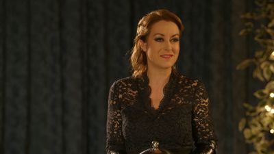 Doctors spoilers: Zara hosts a DEADLY dinner party!