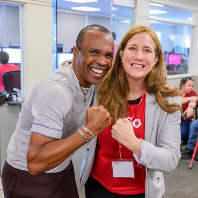 Sugar Ray Leonard: Engaging in Miracle Day for Children's Charities