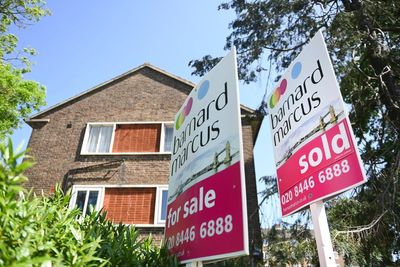 Two major mortgage lenders announce ‘very significant’ rate cuts