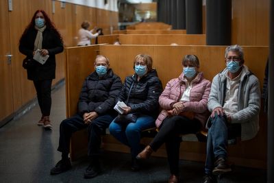 European country brings back mandatory facemasks in hospitals as Covid spikes again