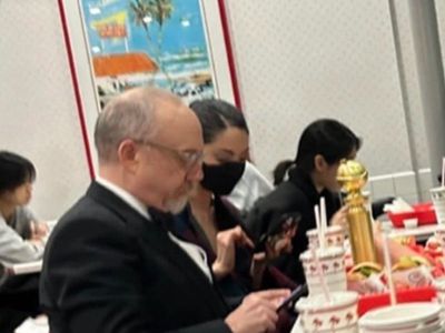 Paul Giamatti spotted celebrating Golden Globes win with trip to fast food chain