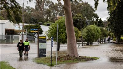 Vic faces wettest January days as floodwaters shift