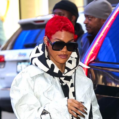 Teyana Taylor's New Hair Color Gets 2024 Off to a Fiery Start