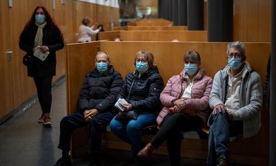 Spain makes face masks mandatory in hospitals as flu and Covid cases surge