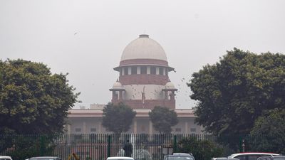 Regulation by statute does not rob a varsity of minority status, says SC