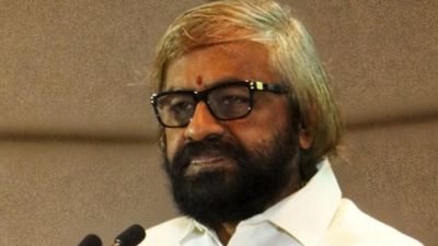 Plantation companies in Karnataka owe ₹2,000 crore govt.: Khandre