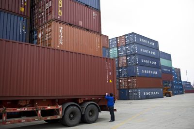 China's December exports set to soar as global trade rebounds