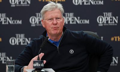R&A CEO Martin Slumbers announces surprise exit amid golf’s turmoil