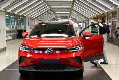 VW and Toyota Experience China Market Share Decline in 2023