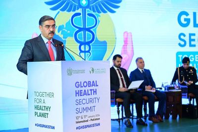 Pakistani leader calls for global unity to fight diseases and emergencies caused by climate change