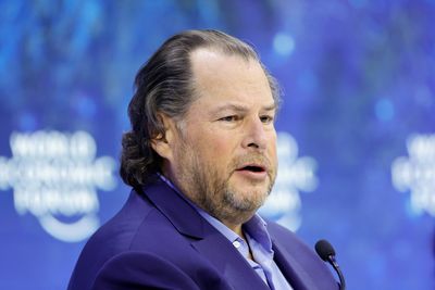 Exclusive: Salesforce and Slack pause all hiring in technology and product divisions, according to leaked memo