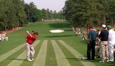 Data Reveals How Far Professional Golfers Hit The Ball In 1995... And It's Quite Eye-Opening