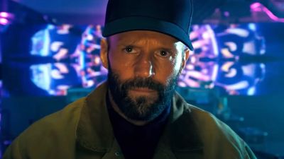 Critics Have Seen The Beekeeper, And It Seems Jason Statham’s Action Thriller Is So ‘Torturous’ That It’s ‘Downright Comical’