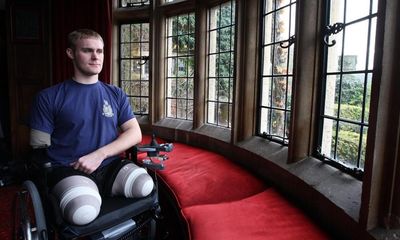 Former Royal Marine’s prosthetic legs stolen from parked car