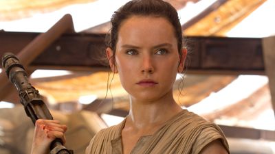 Star Wars’ Daisy Ridley Explains Why She Cried After Seeing The Force Awakens For The First Time