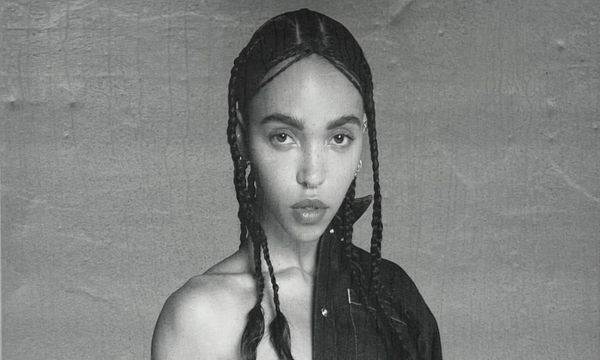 After Jeremy Allen White's Viral Calvin Klein Ad, All FKA Twigs Sees Is A  Beautiful Strong Woman Of Colour In Her Black And White Calvin Klein Ad  Which Was Banned In UK