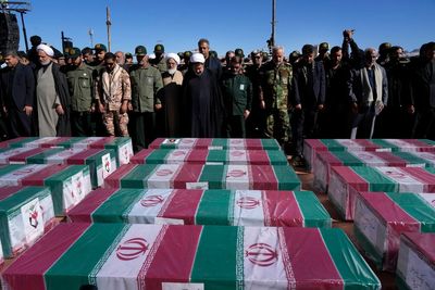 Iran identifies alleged bomb-maker behind last week's IS twin suicide attack that killed dozens