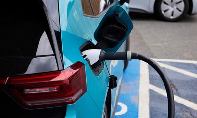 First Thing: White House gives major boost to electric vehicle charging points