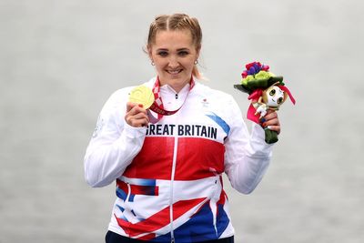 Paralympic champion Charlotte Henshaw reveals sporting icons helping her through endometriosis battle