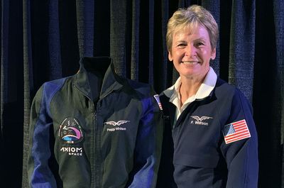 Axiom astronaut Peggy Whitson hangs up her flight suit — on public display