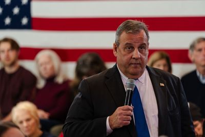 In exit speech, Christie rips Hill GOP leaders for Trump support - Roll Call