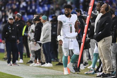 4 burning questions ahead of Dolphins-Chiefs wild-card battle