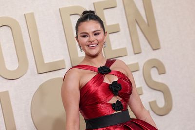 Selena Gomez to play Linda Ronstadt