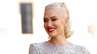 Gwen Stefani's garden is the green print for maintaining cut flowers through the winter