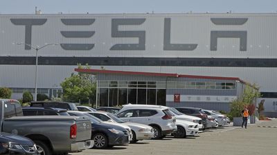 Tesla Announces Pay Raises Amid UAW Organizing Efforts