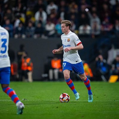 Frenkie de Jong: A Journey of Passion and Triumph