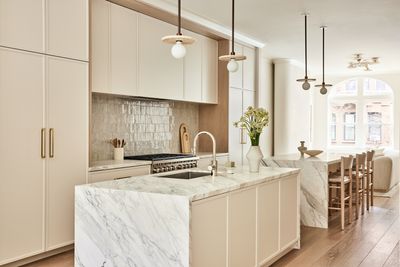 Which Kitchen Backsplashes Look Best With White Cabinets? Designer-Favorite Ideas to Elevate Your Scheme