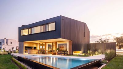 An idealised suburban Argentinian house caters to post-pandemic living