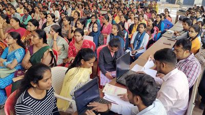 DC launches enrollment drive for Yuva Nidhi in Mysuru