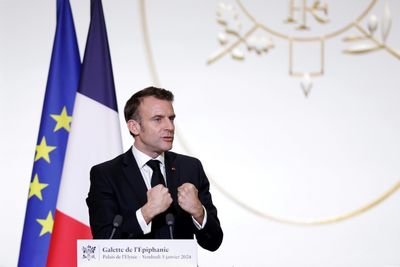 Macron Demands 'Revolutionary' Government But Few New Faces