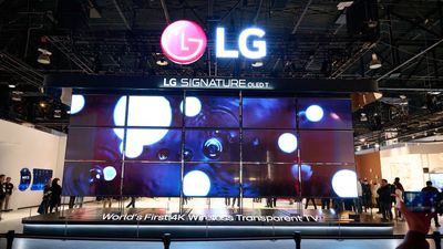 How can a monitor win an innovation award? By being LG Smart Monitors