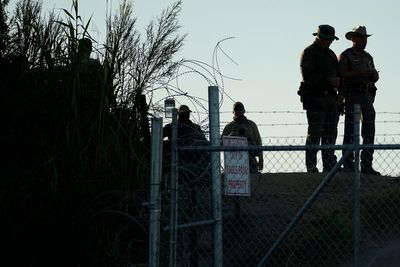 Texas National Guard ‘seizes control’ of border and blocks Border Patrol from area