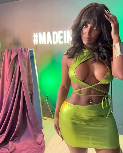 Amara La Negra's Dazzling Photoshoot Sets Instagram Ablaze