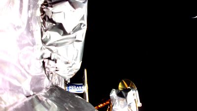 Fuel leak on ailing private Peregrine moon lander is slowing, Astrobotic says