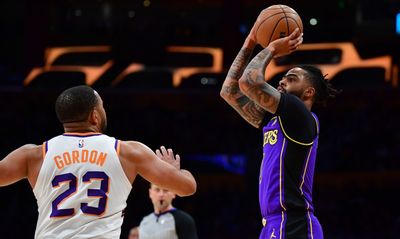 Stats show how awful the Lakers’ 3-point shooting has been