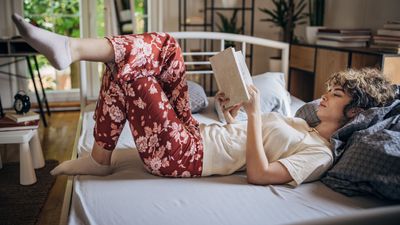 What is a nighttime routine for adults and how do they help you fall asleep faster?