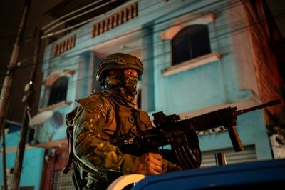 After Curfew, On The Hunt For Ecuador's Gang Member